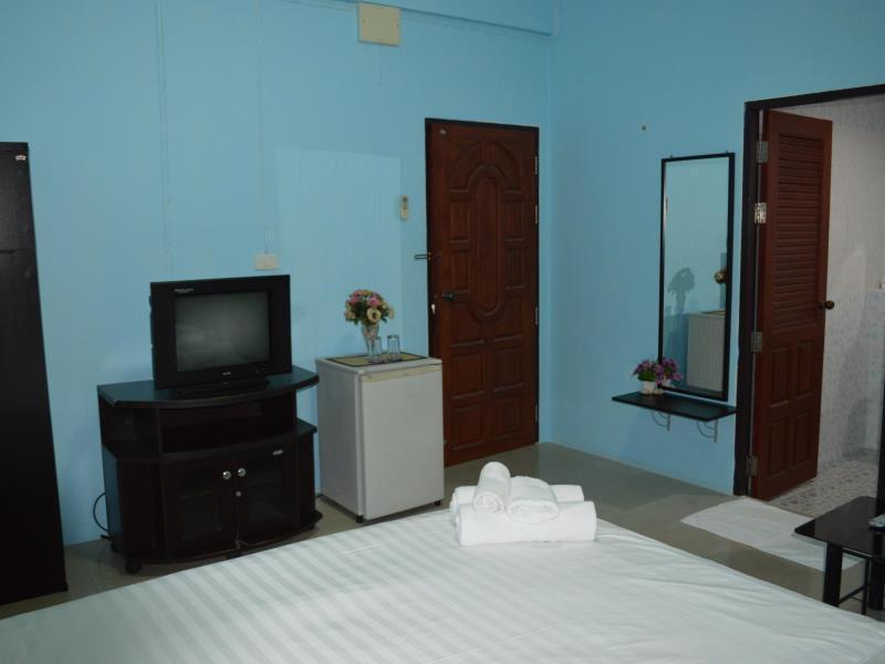 The Famous House - Jomtien Hotel Exterior photo